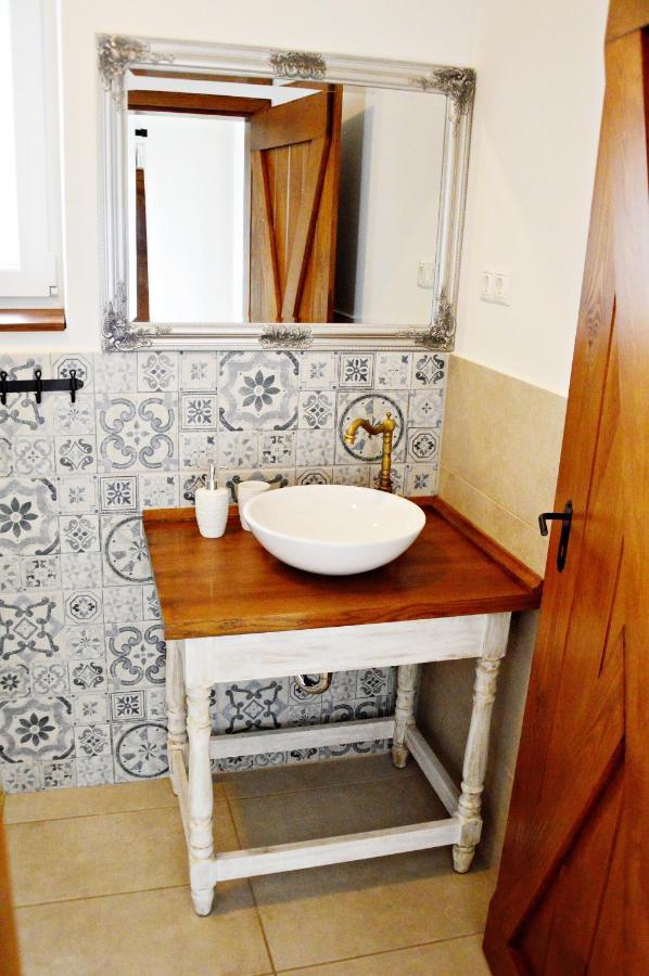 R Cottage Jacuzzival Balatonfenyves Extérieur photo
